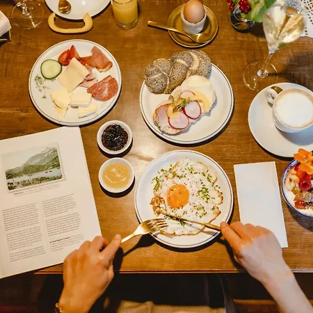 فندق مبيت وإفطار Franzl - Bett & Brot 3*