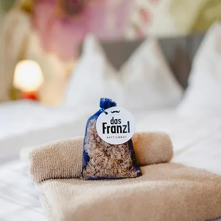 Franzl - Bett & Brot 3*