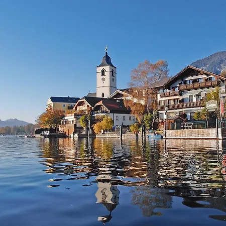 ベッド・アンド・ブレックファスト Franzl - Bett & Brot 3*